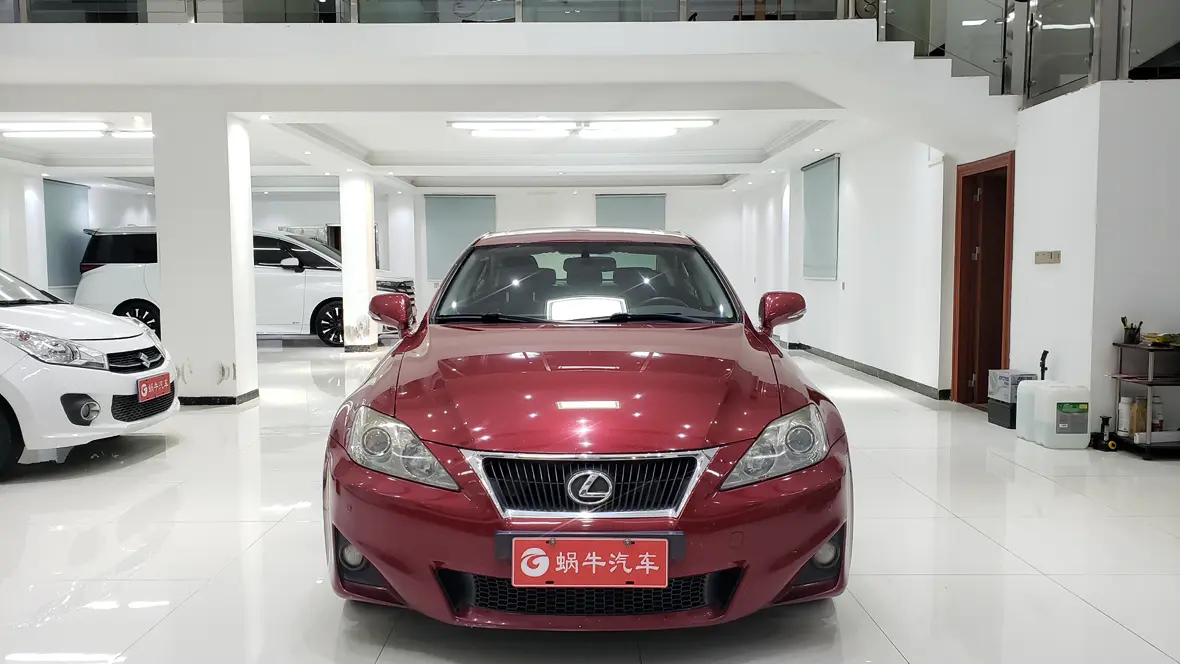 Lexus IS  из Китая