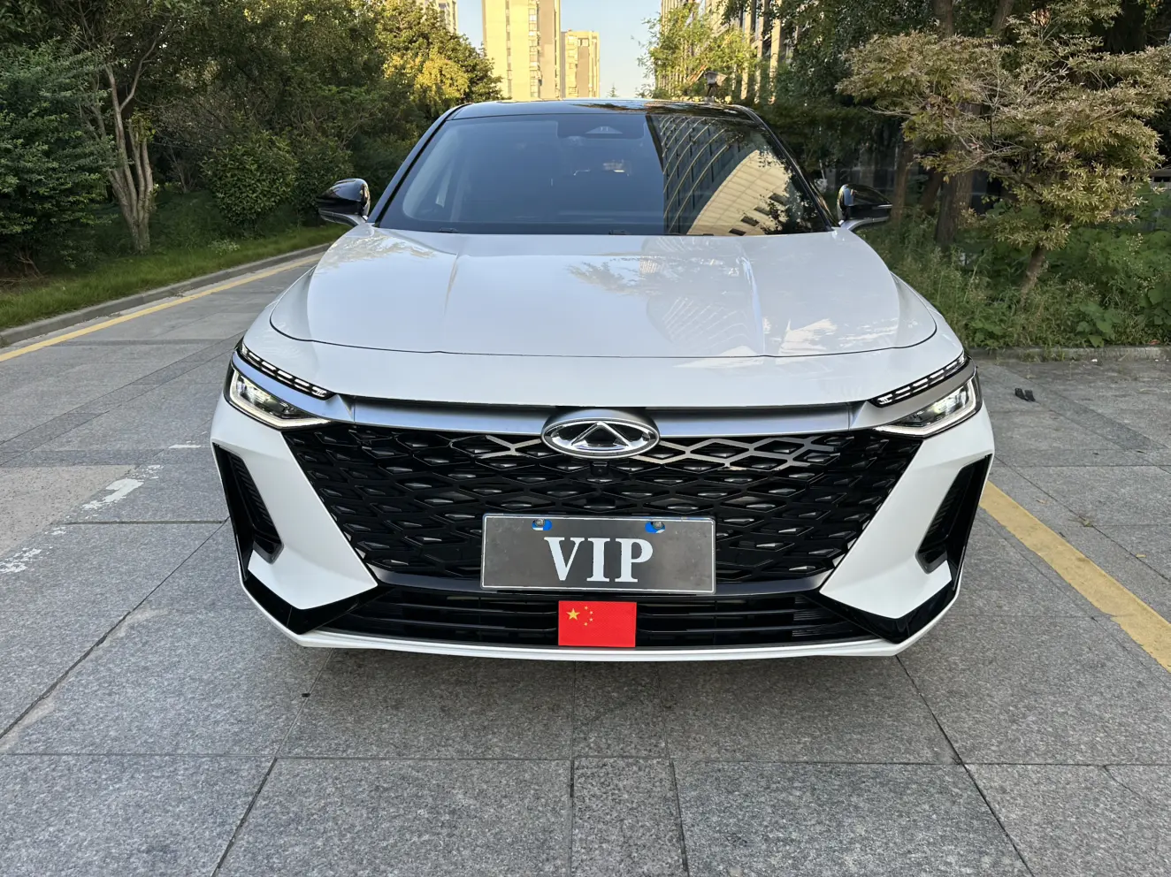 Chery Arrizo 8  из Китая