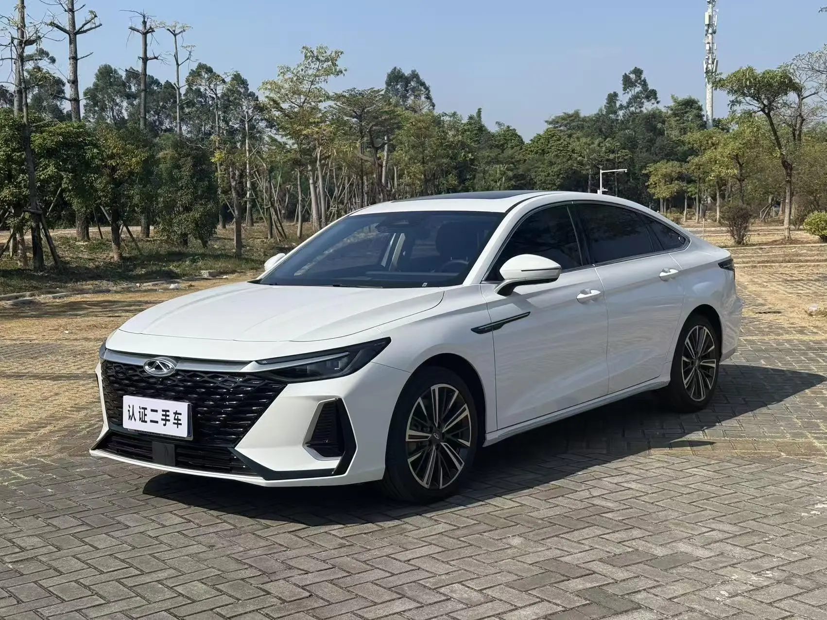 Chery Arrizo 8  из Китая