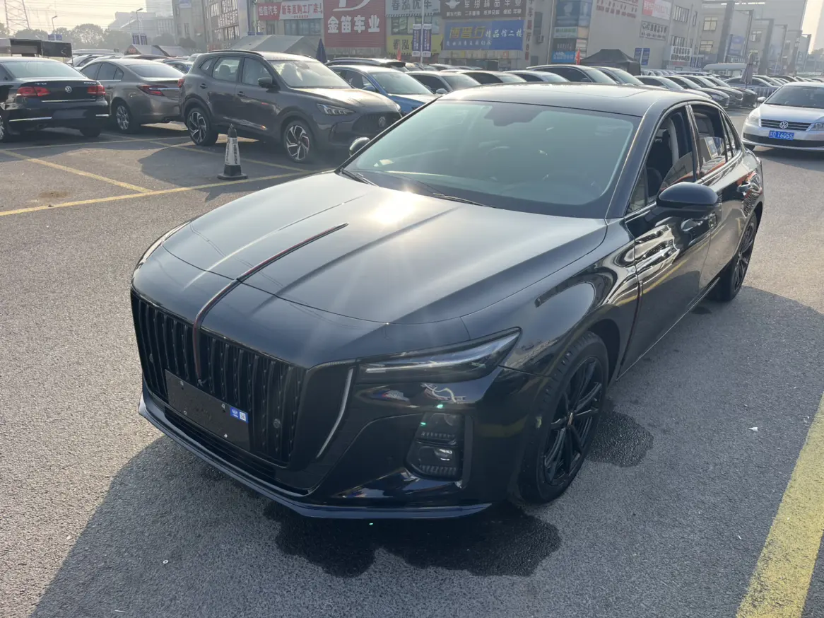 Hongqi H5  из Китая