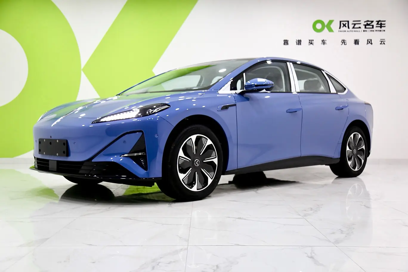 Hongqi Red Flag Tiangong 05  из Китая