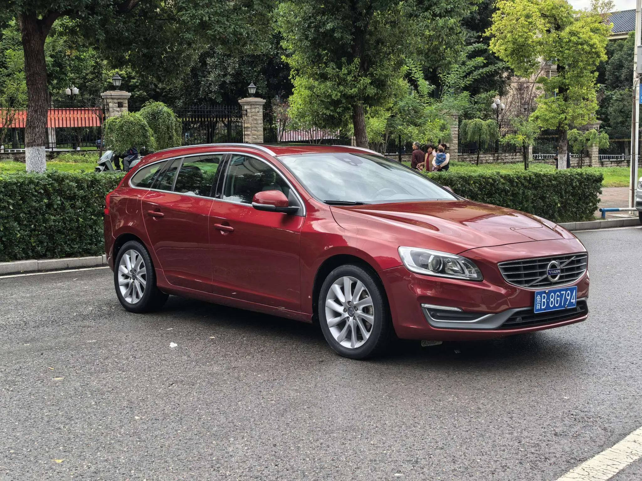 Volvo V60  из Китая