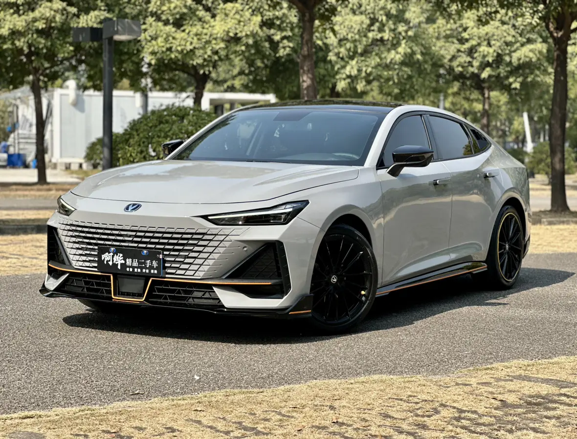 Changan UNI-V  из Китая