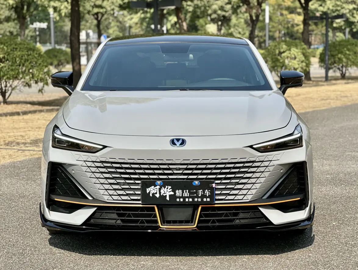 Changan UNI-V  из Китая