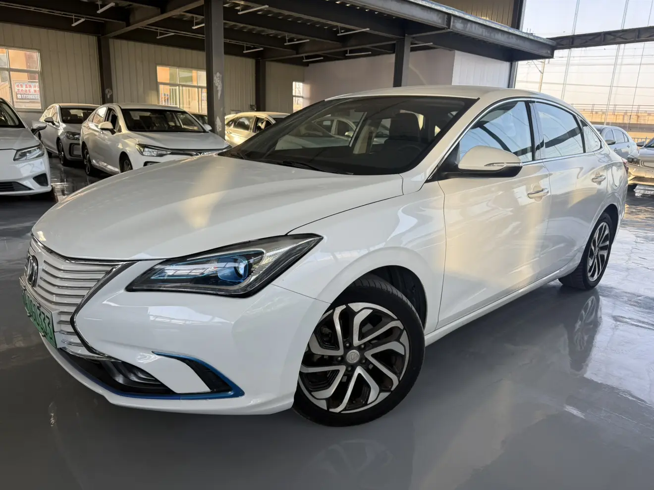 Changan Eado EV  из Китая