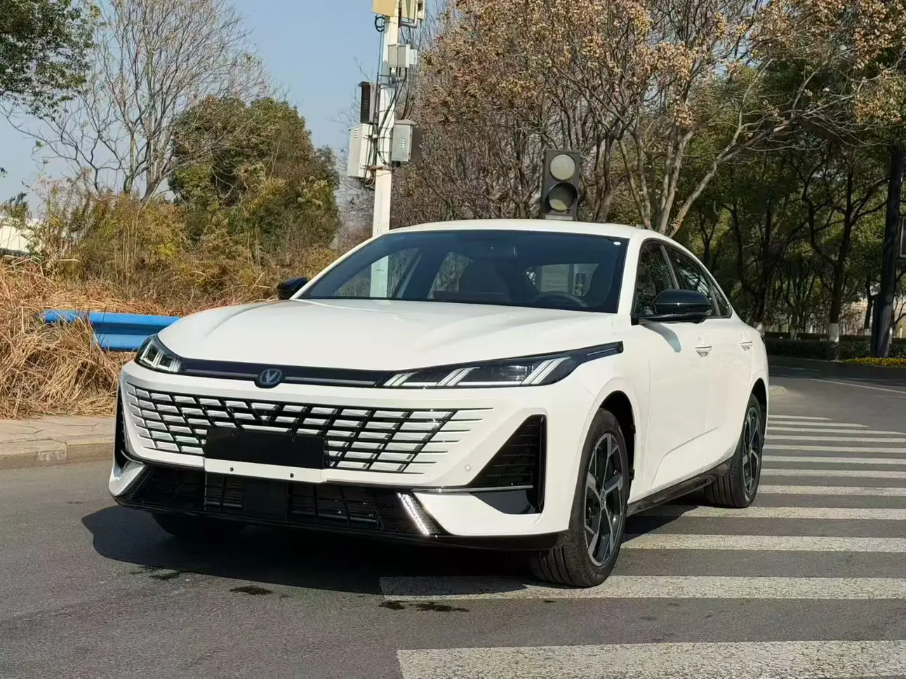 Changan Escape  из Китая