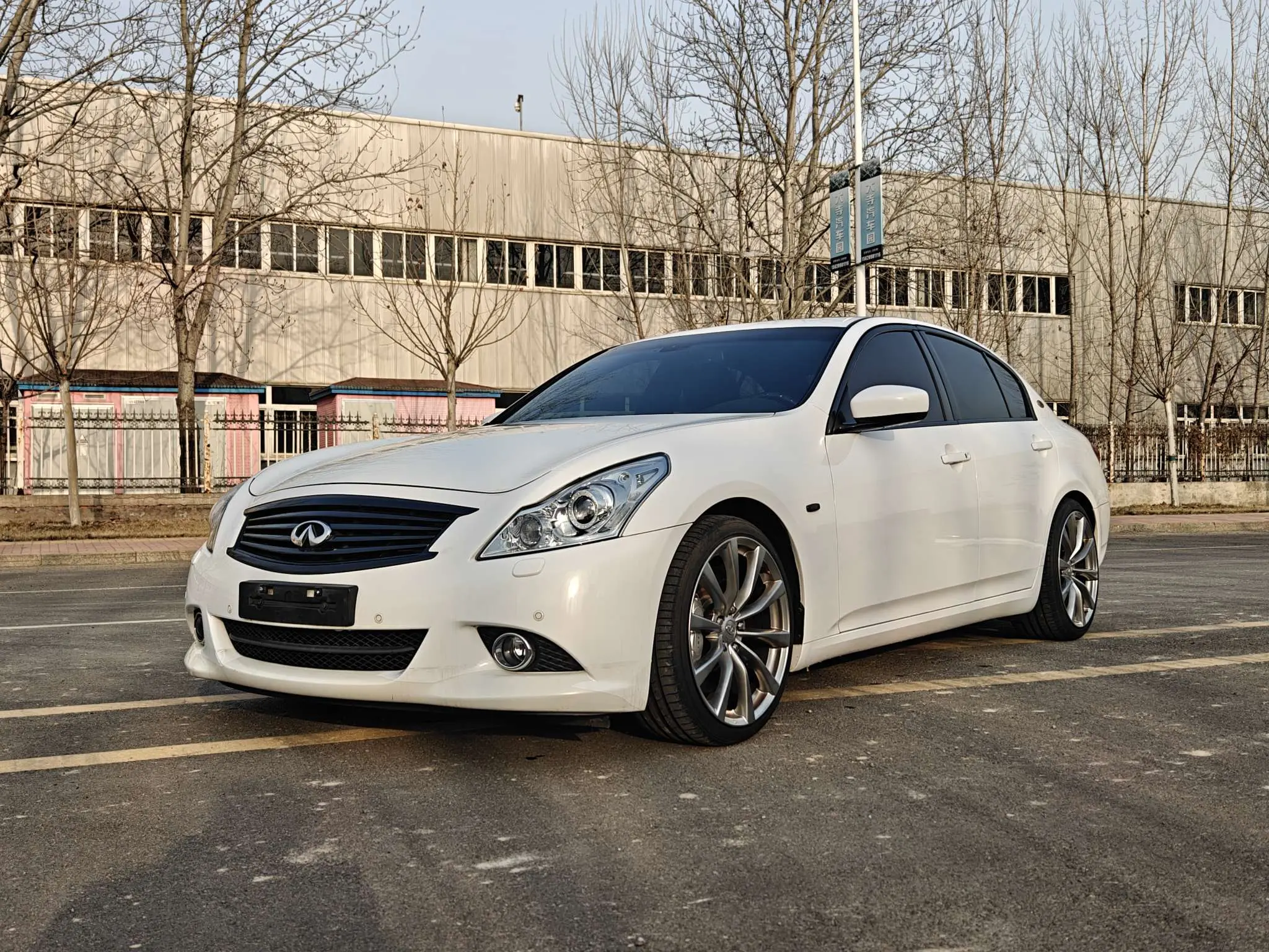 Infiniti G Series  из Китая