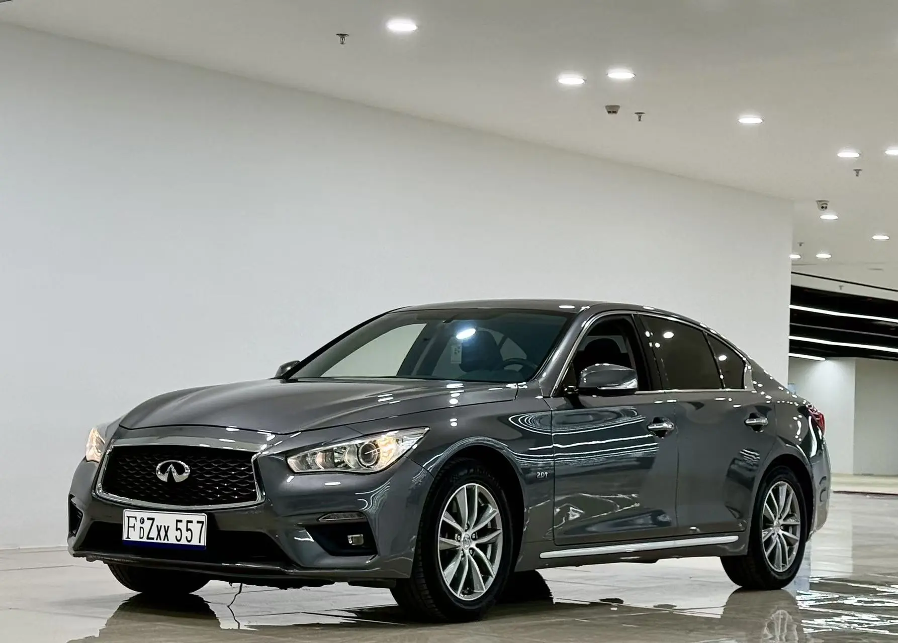 Infiniti Q50L  из Китая