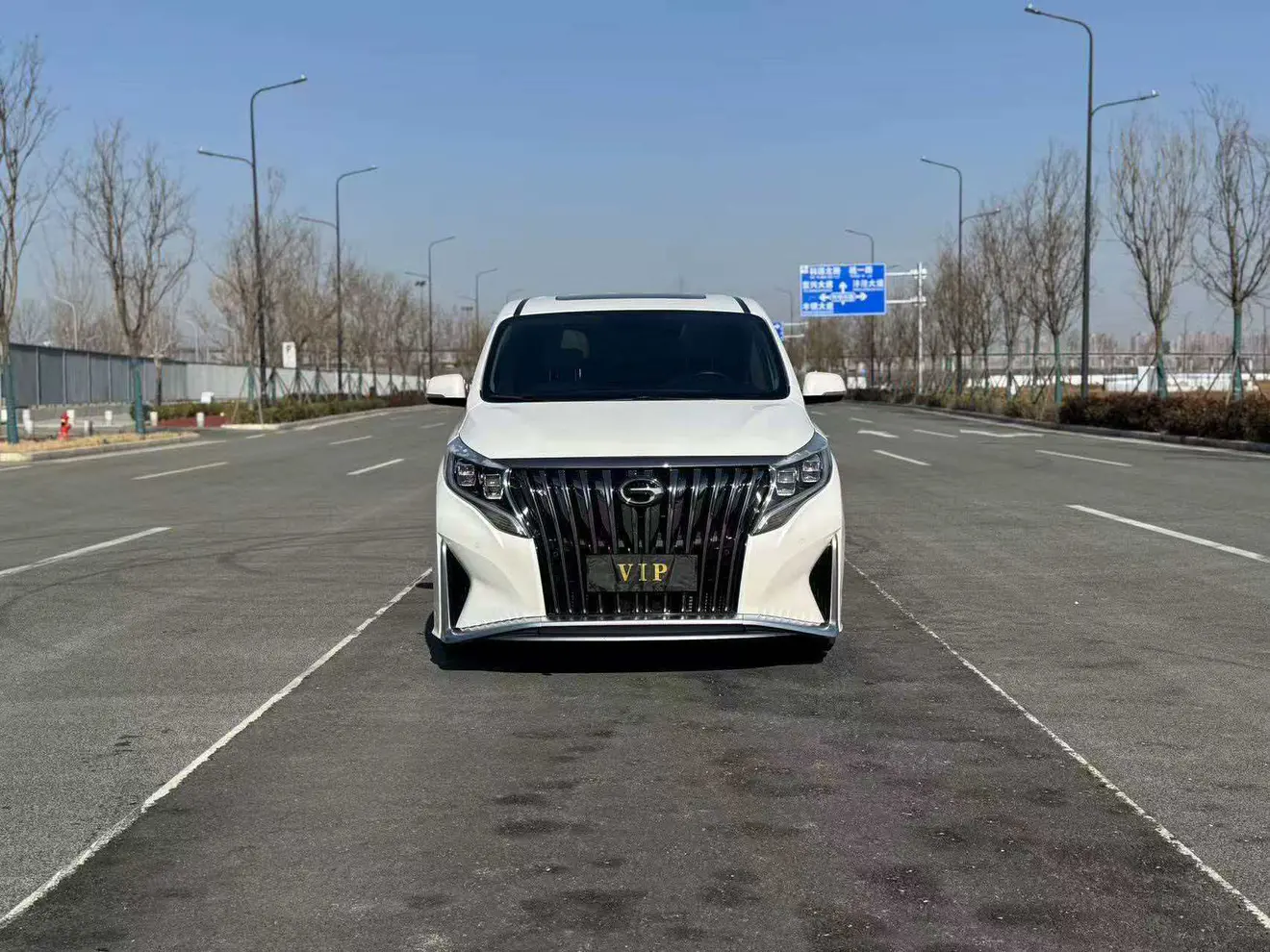 GAC Trumpchi M8  из Китая