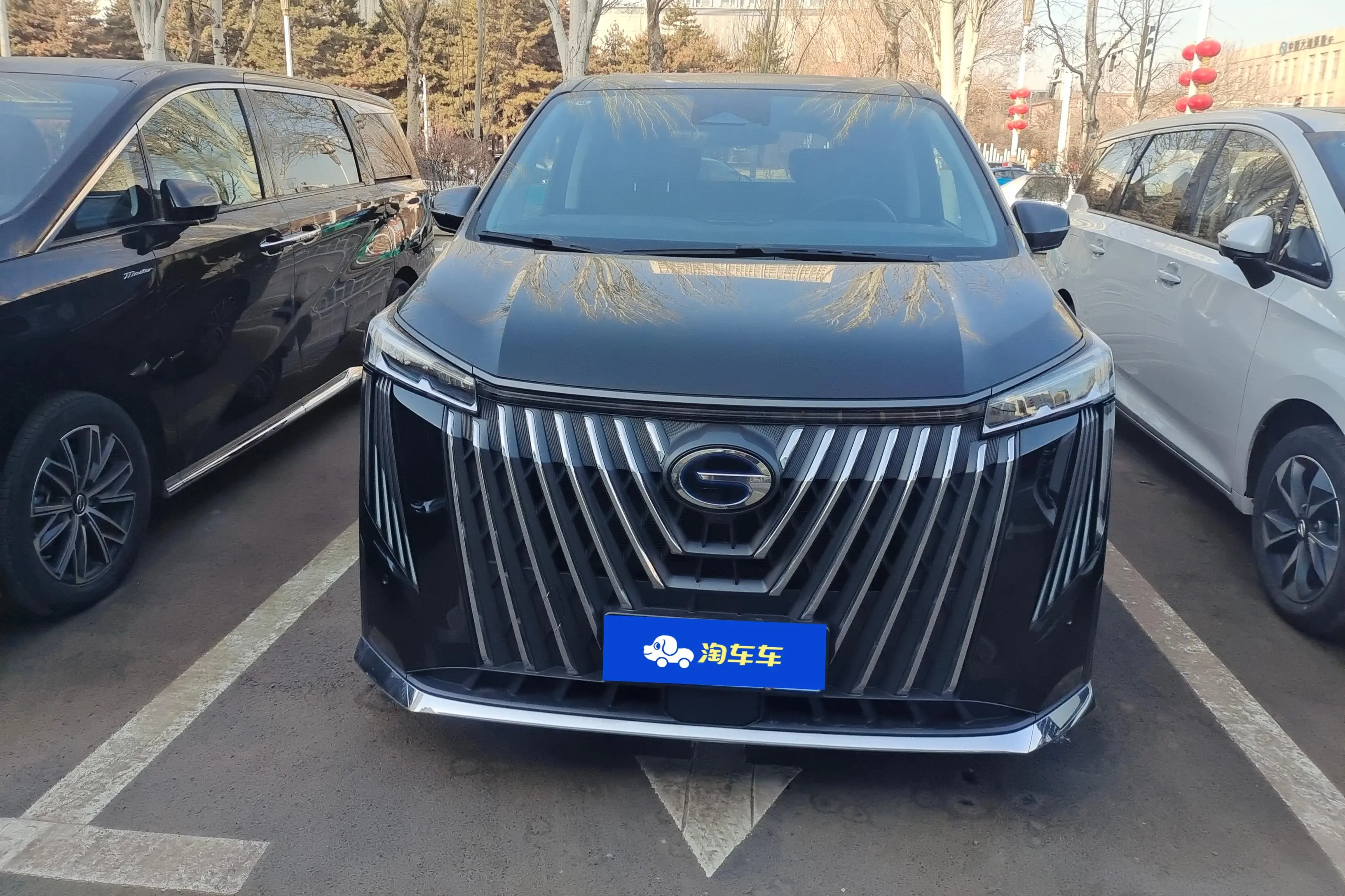 GAC Trumpchi M8  из Китая