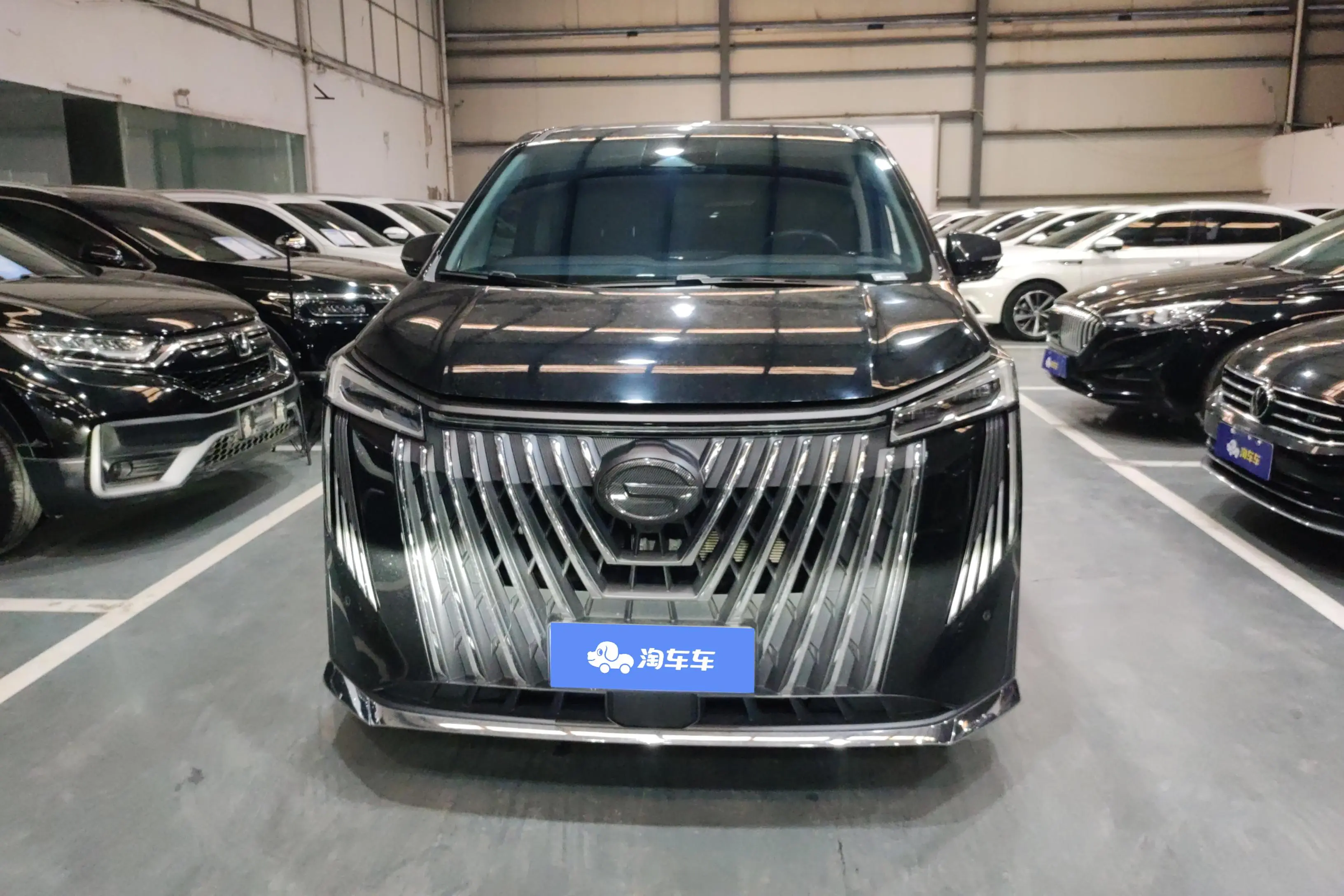 GAC Trumpchi M8  из Китая