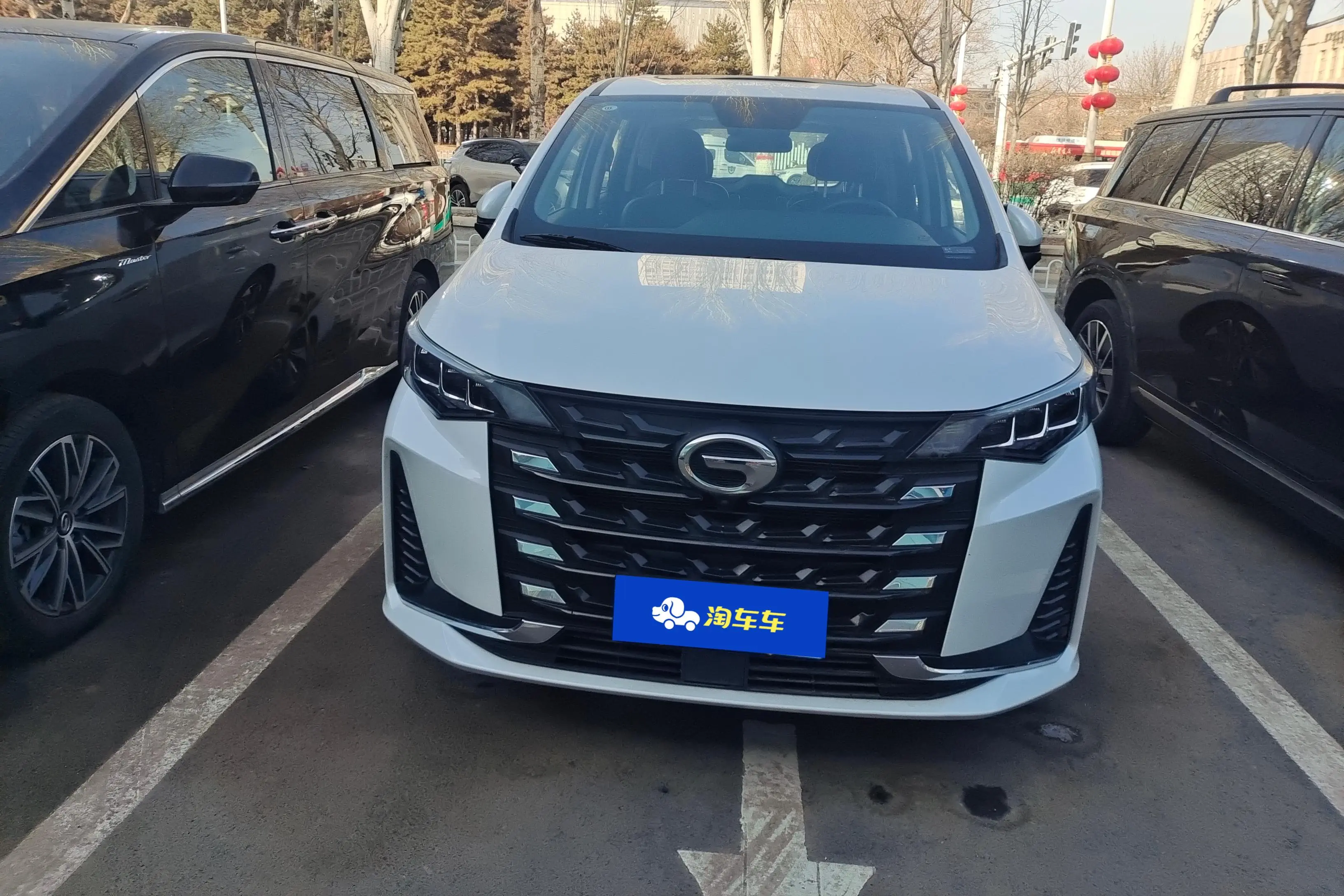 GAC Trumpchi M6  из Китая