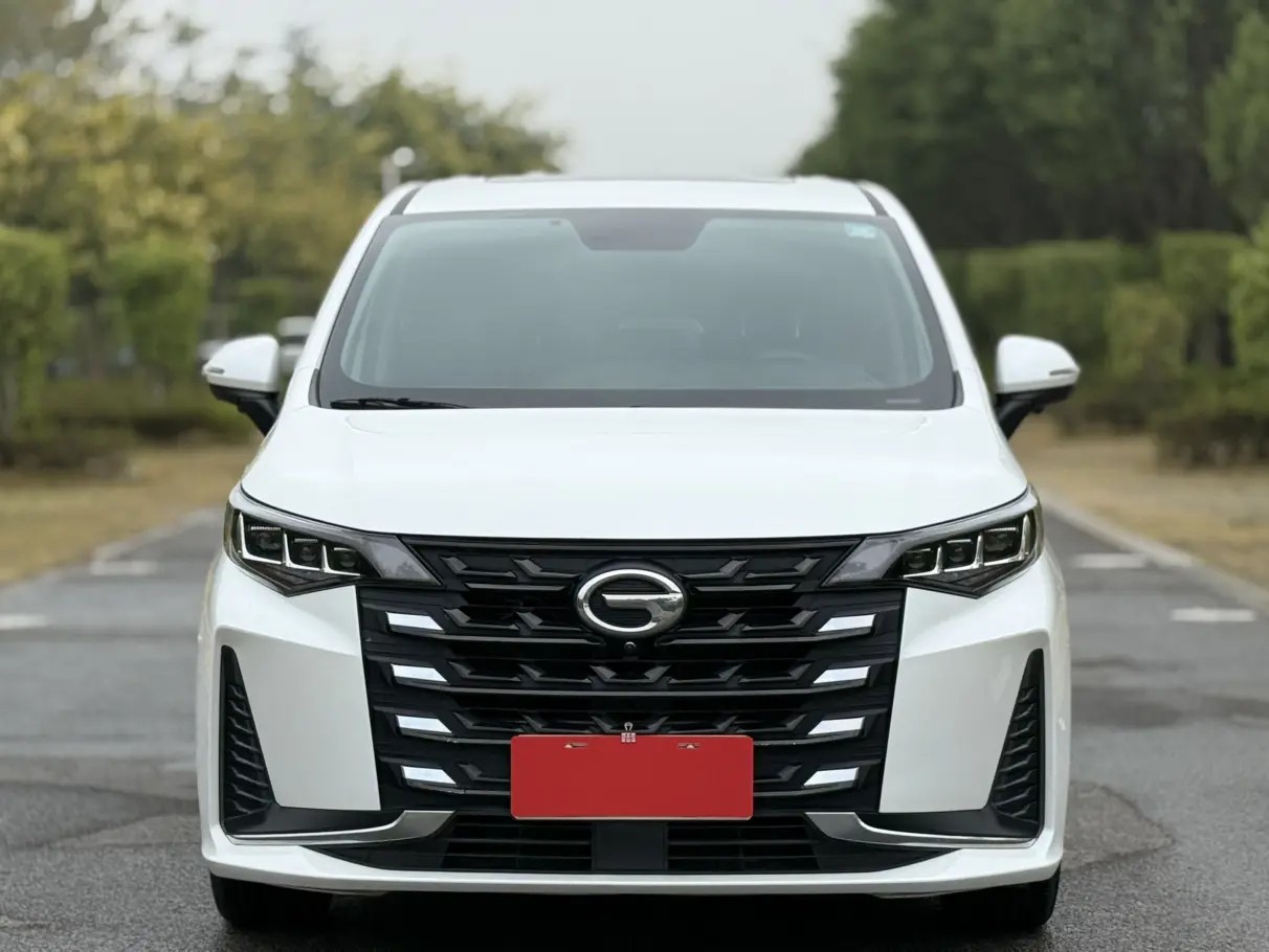 GAC Trumpchi M6  из Китая