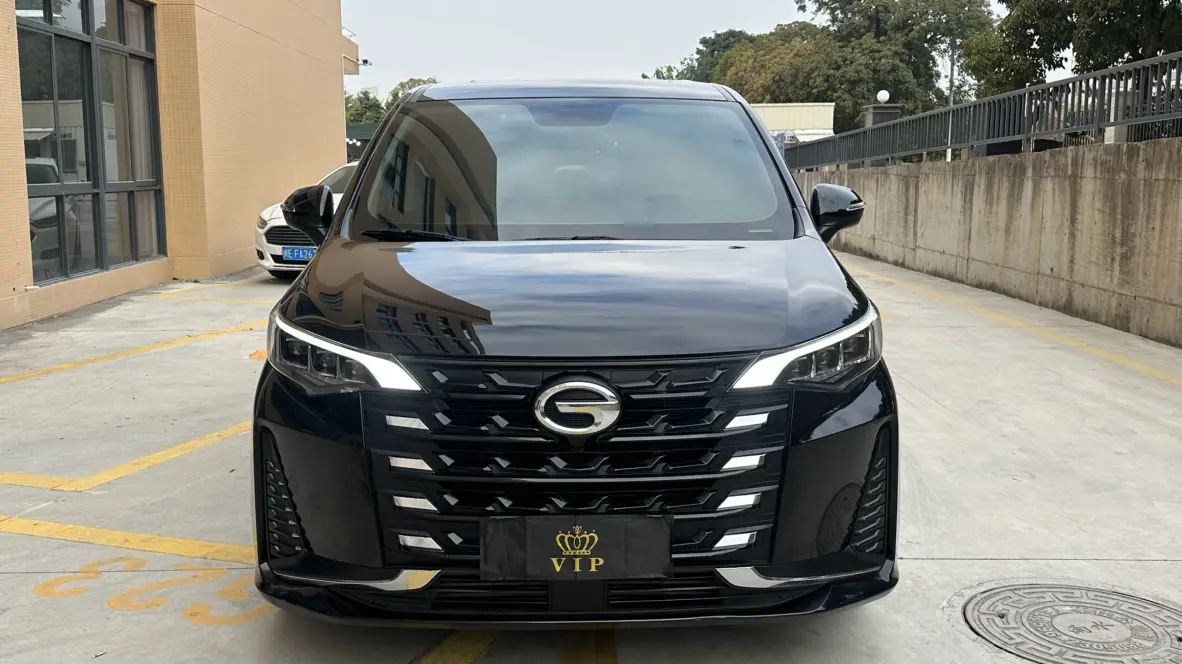 GAC Trumpchi M6  из Китая