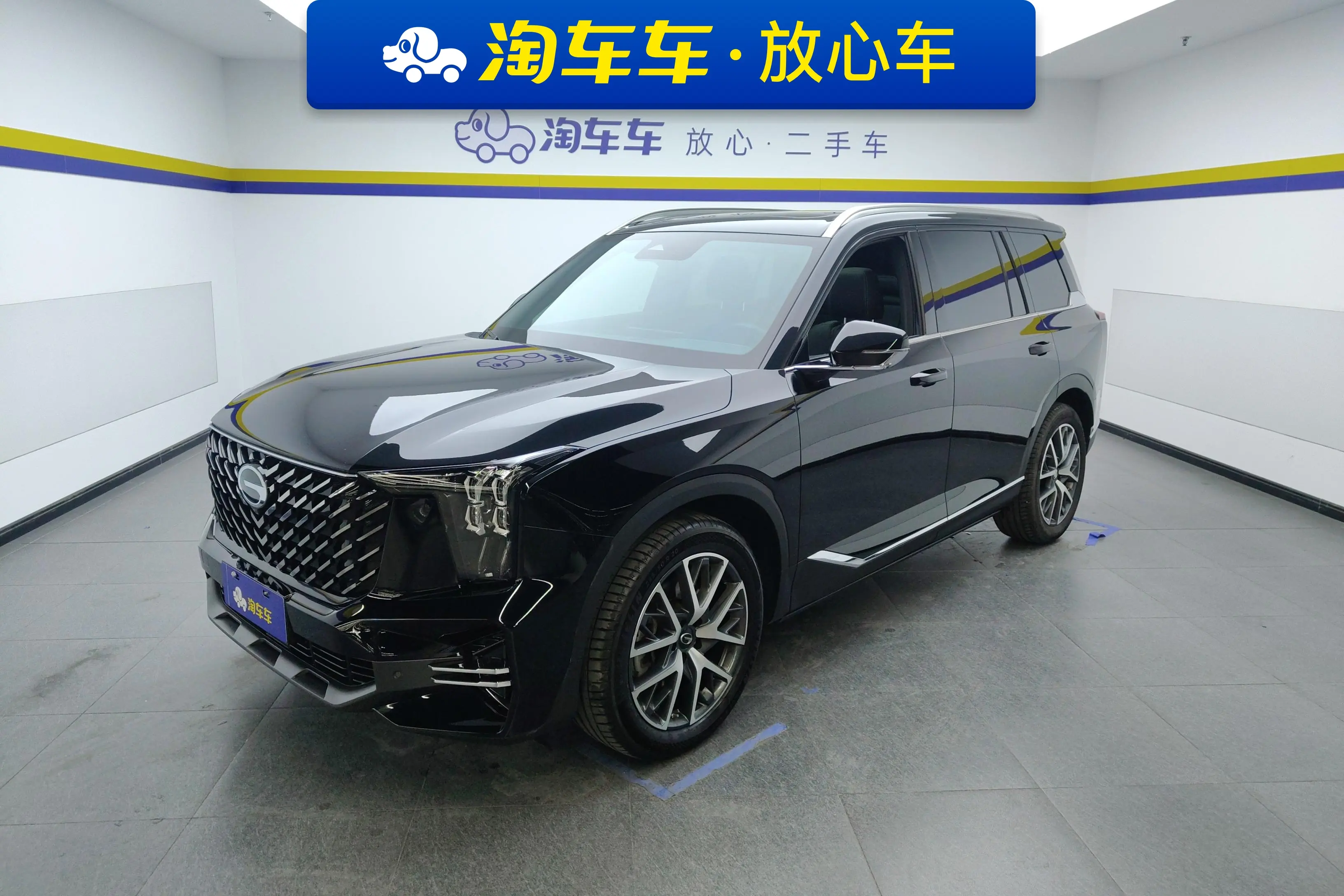GAC Trumpchi GS8  из Китая