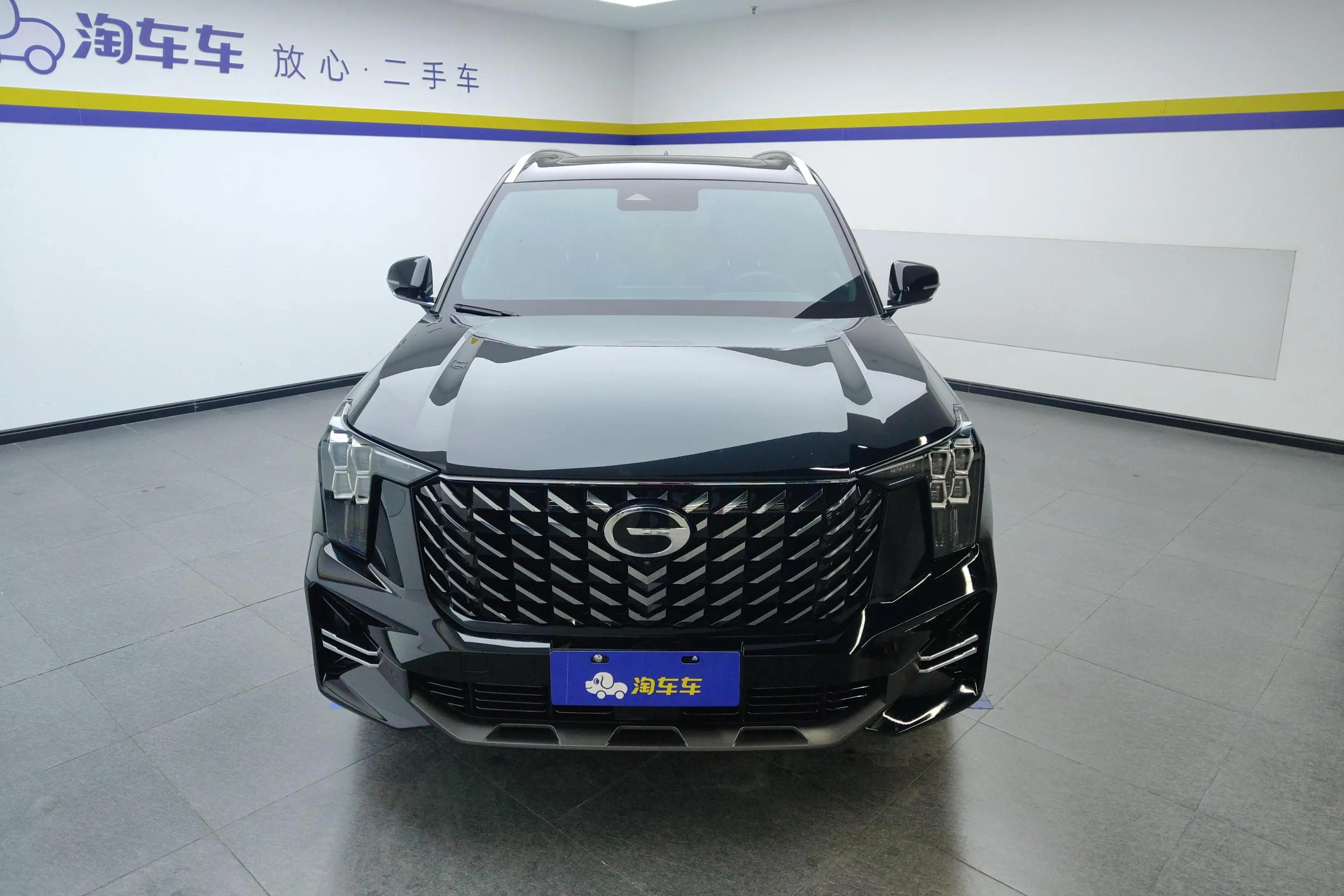 GAC Trumpchi GS8  из Китая
