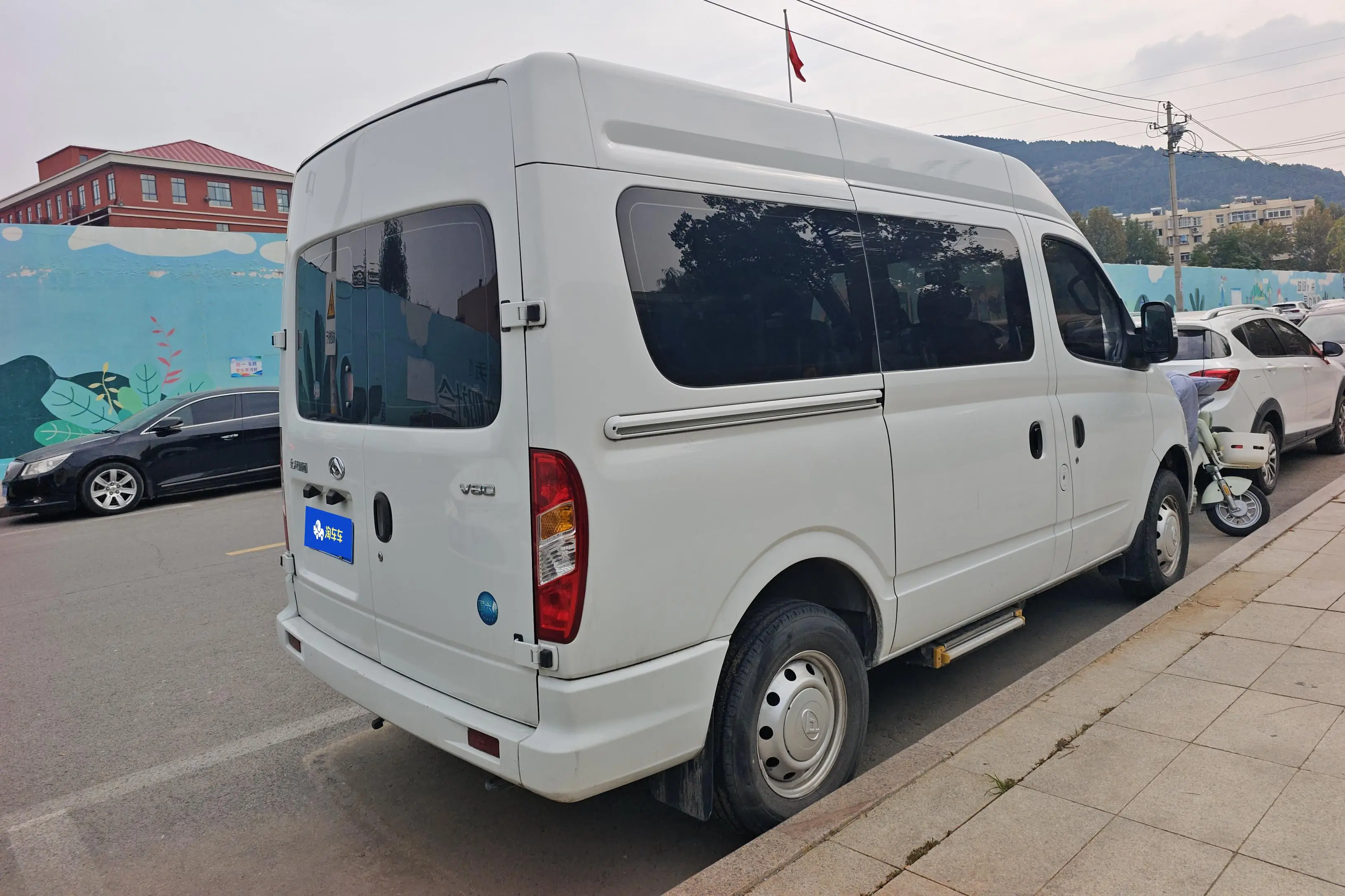 Datong Xintu V80  из Китая