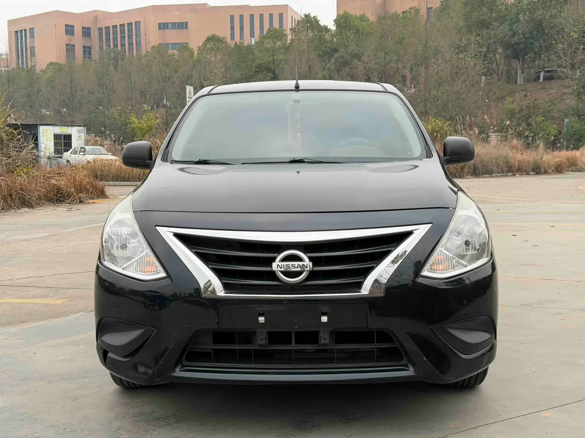 Nissan Sunlight  из Китая