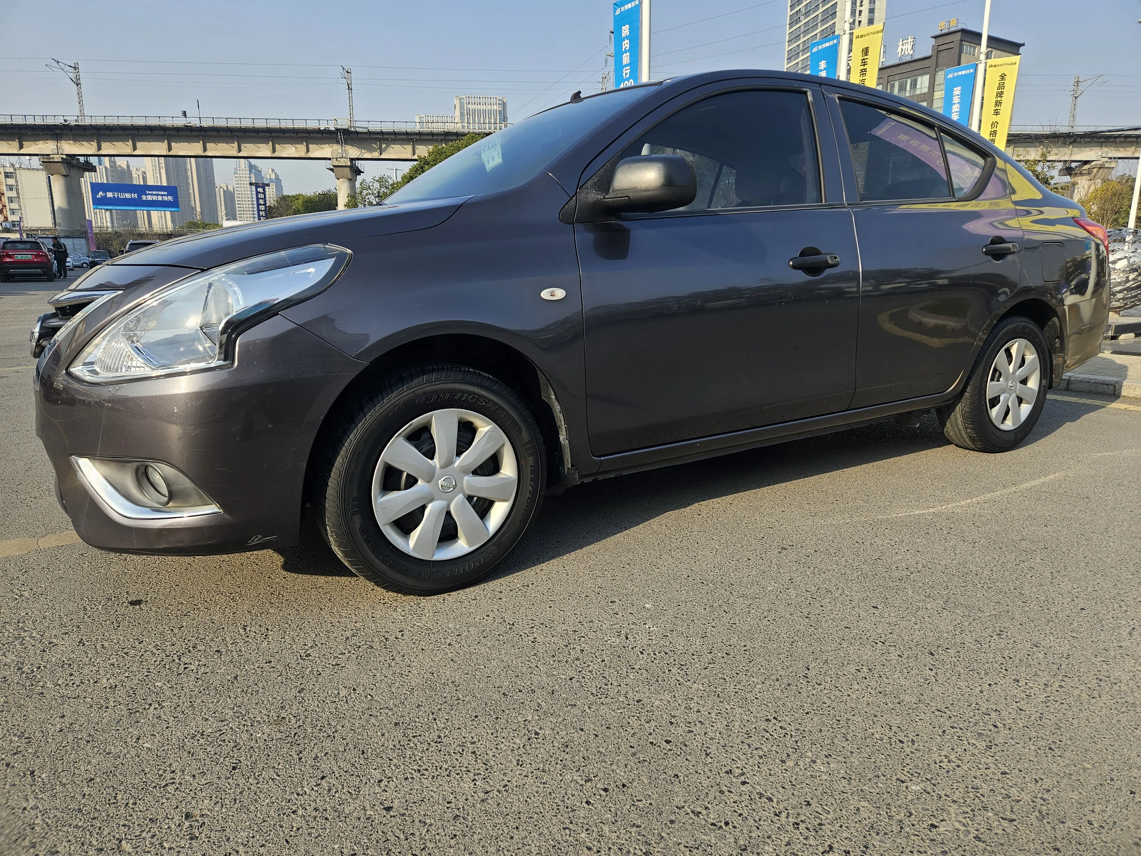 Nissan Sunlight  из Китая