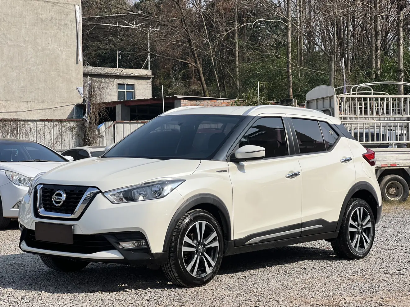 Nissan Jinke  из Китая