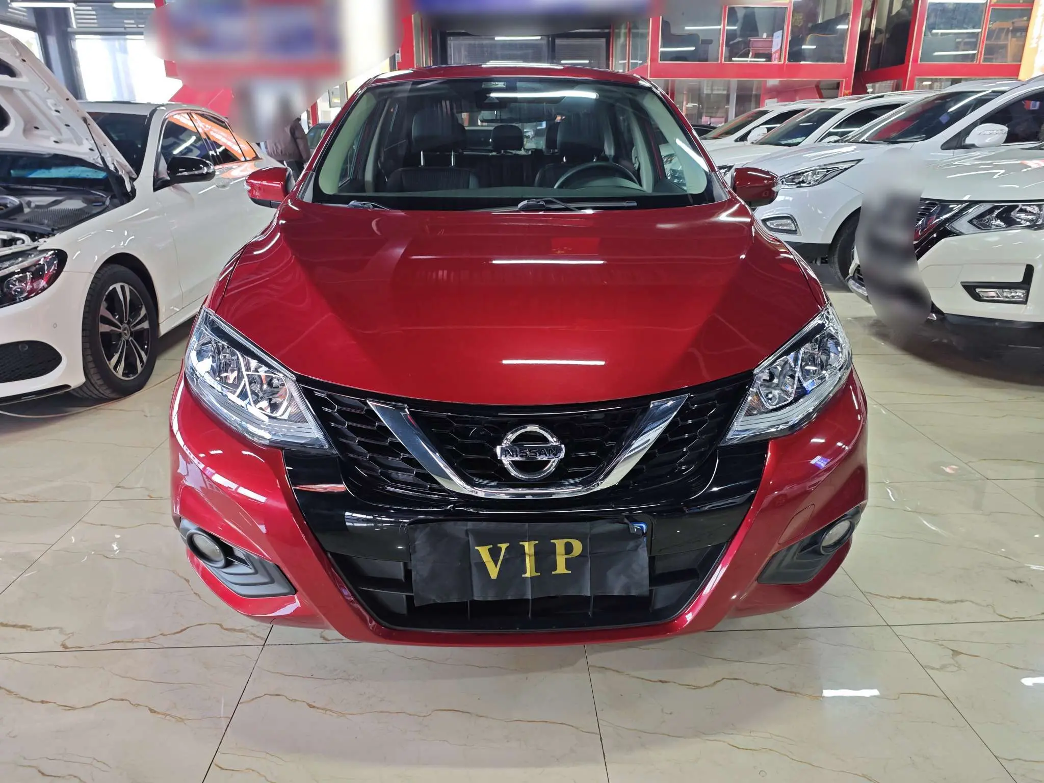 Nissan Tiida  из Китая