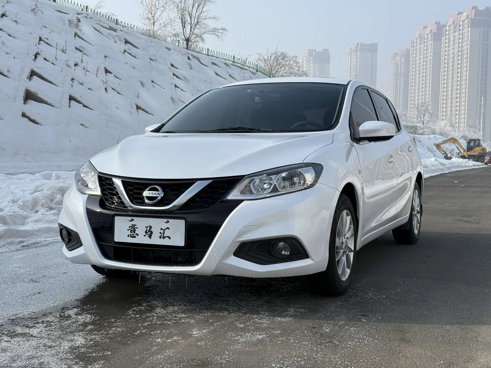 Nissan Tiida  из Китая