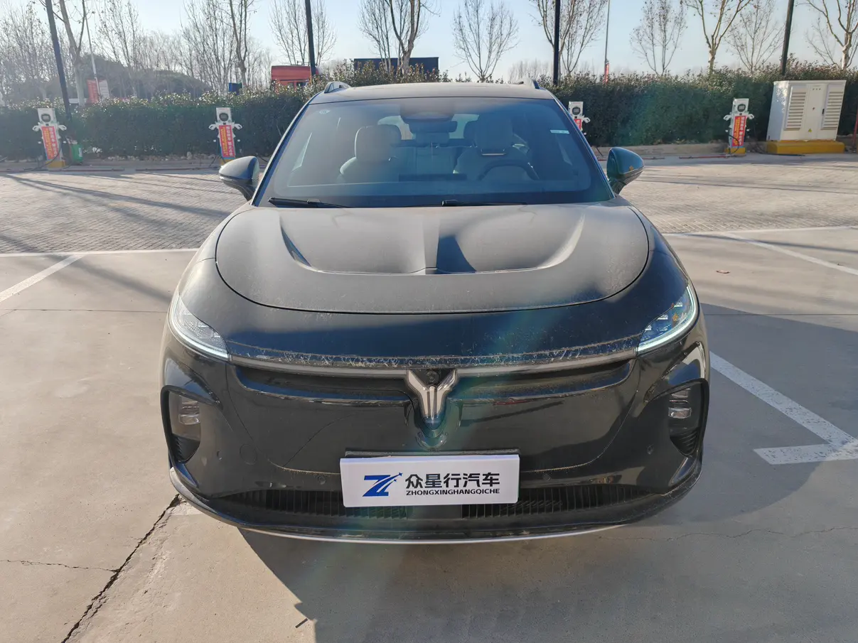 Voyah Courage  из Китая