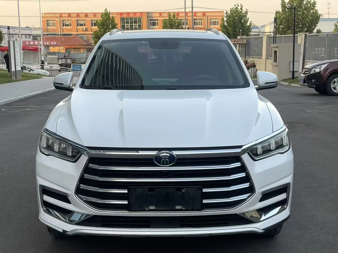 BYD Song Pro  из Китая