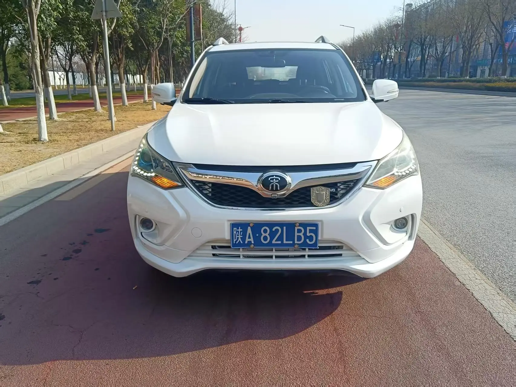 BYD Song  из Китая