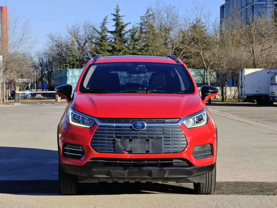 BYD Yuan EV  из Китая