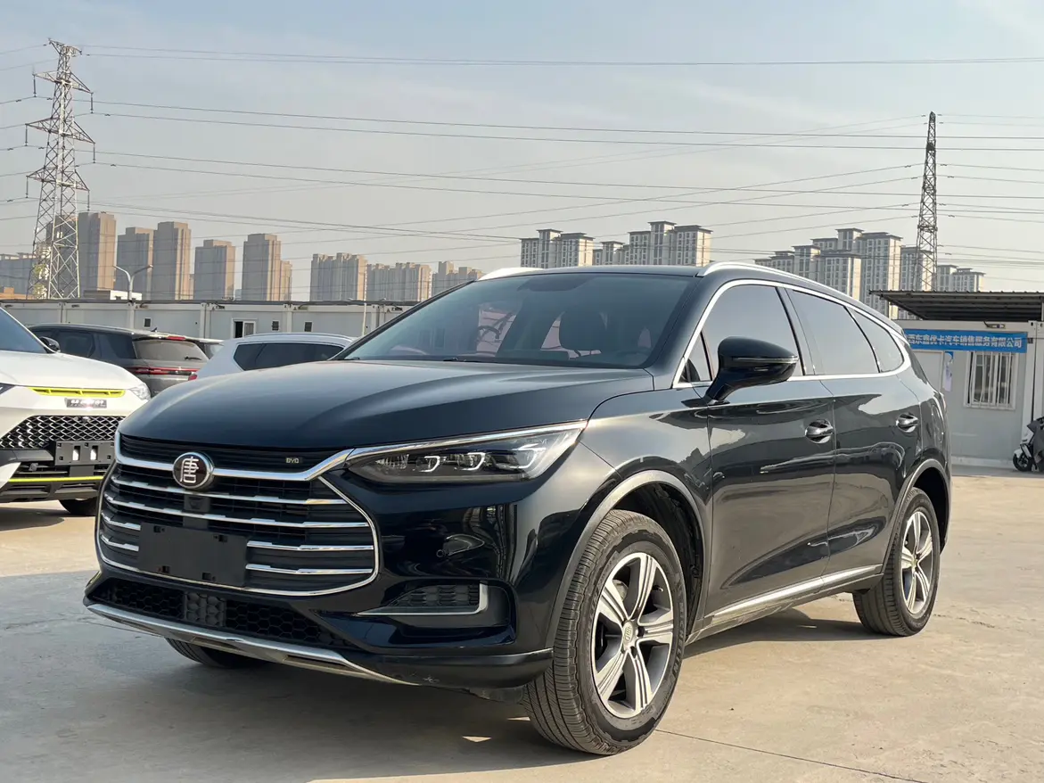 BYD Tang  из Китая