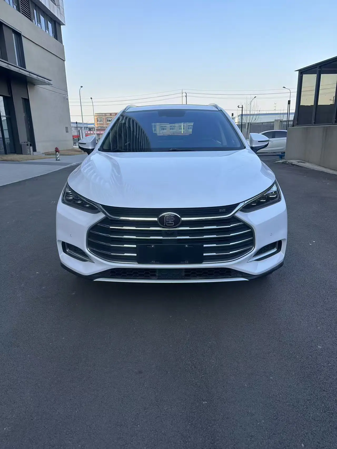 BYD Tang  из Китая