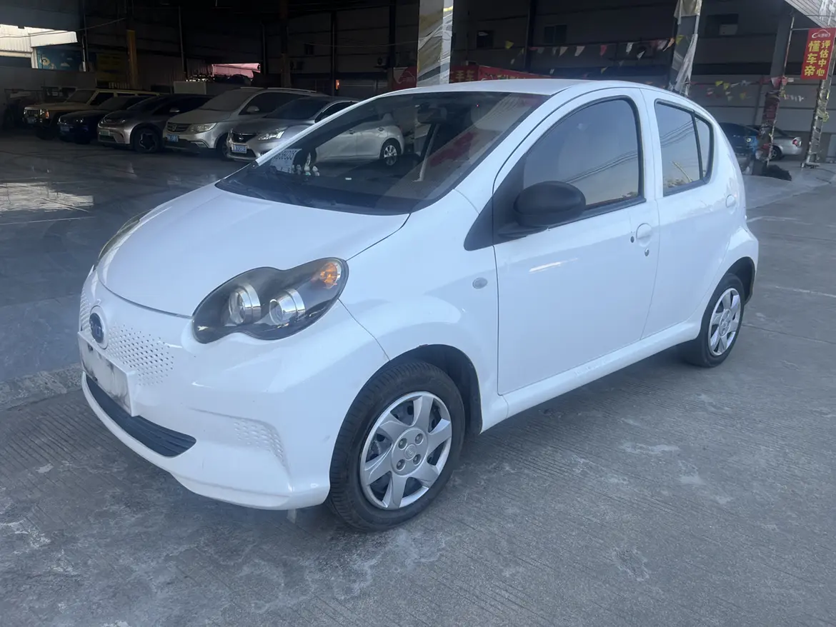 BYD e1  из Китая