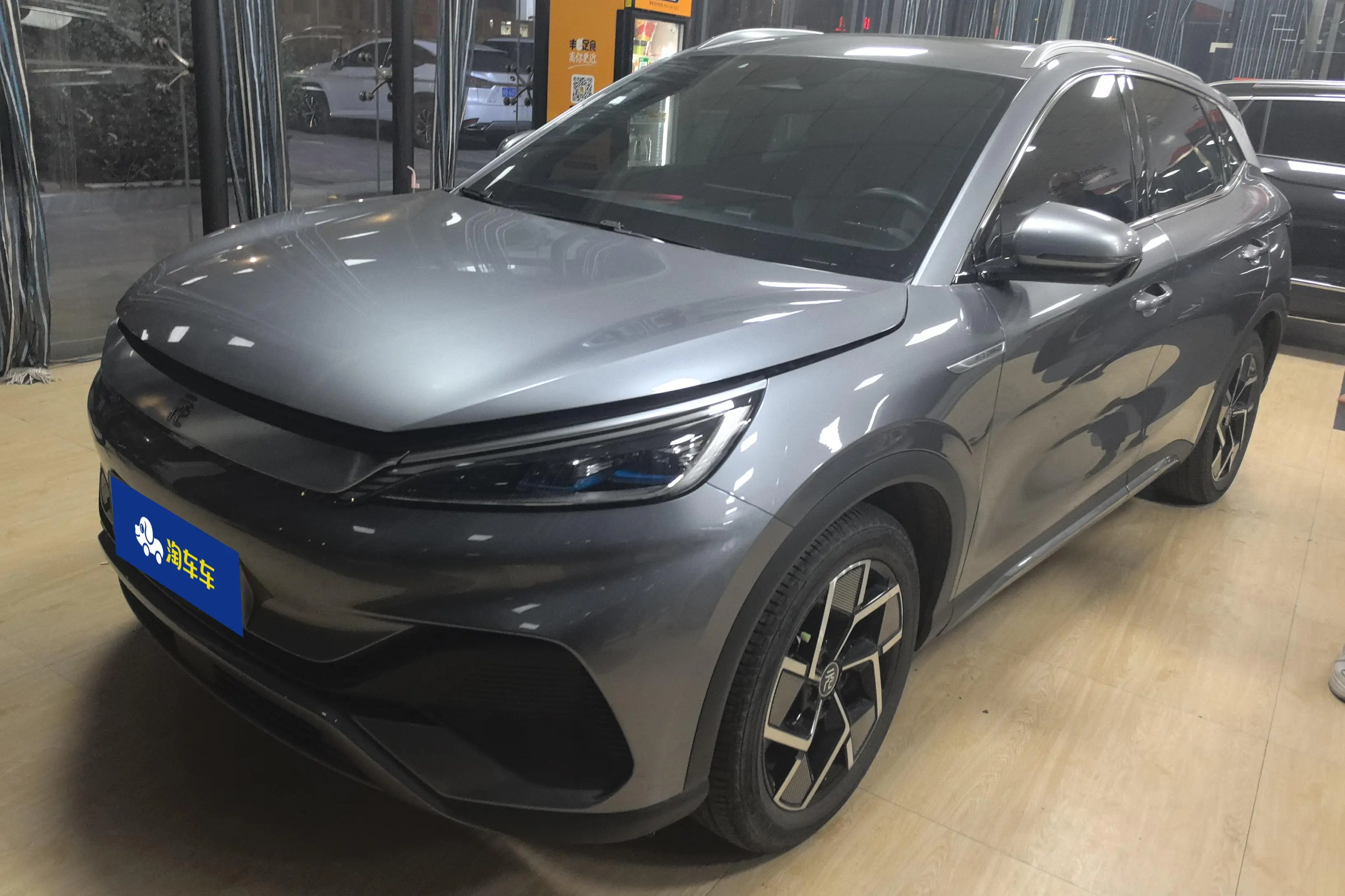 BYD Yuan PLUS  из Китая