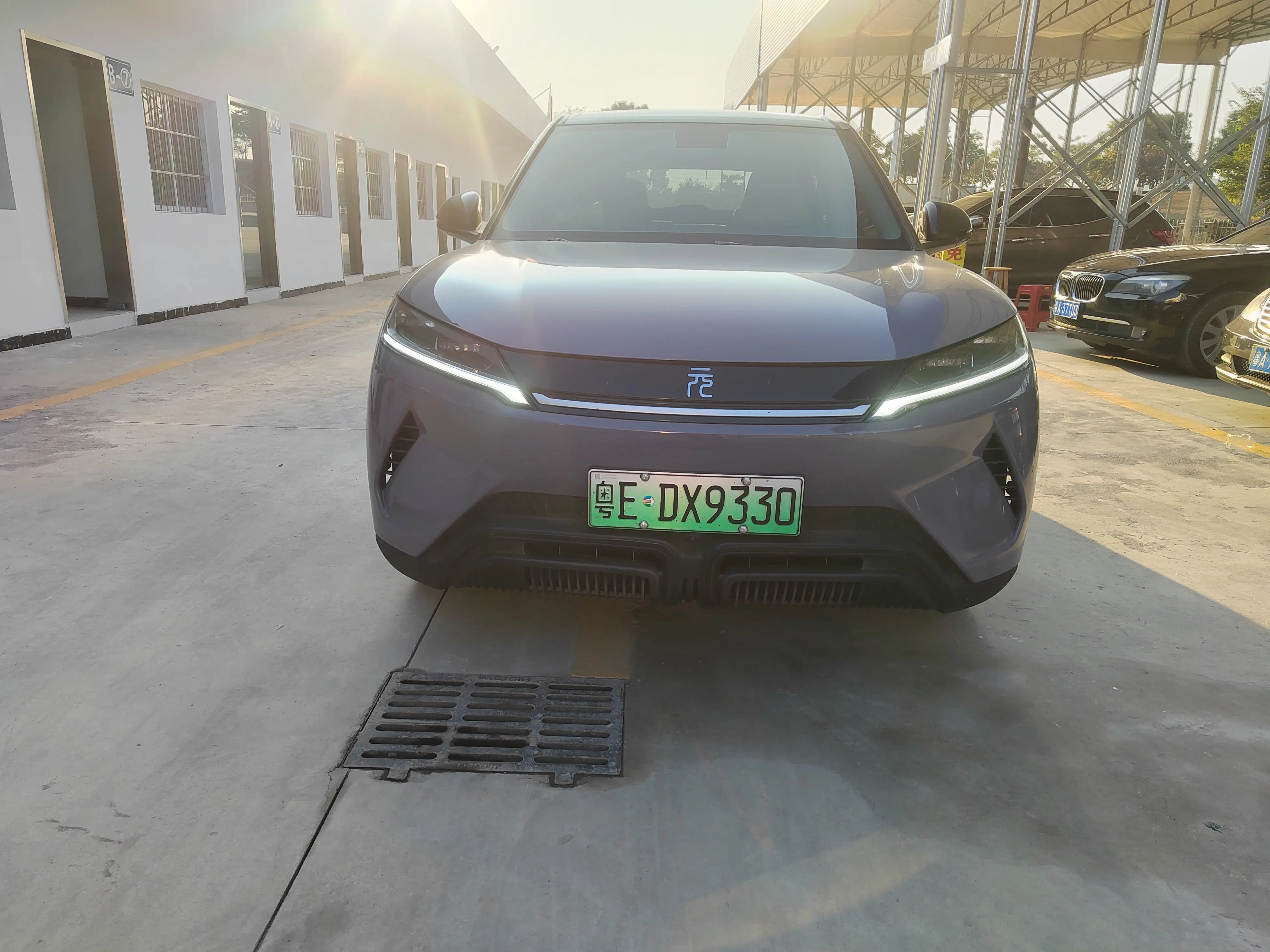 BYD Yuan UP  из Китая