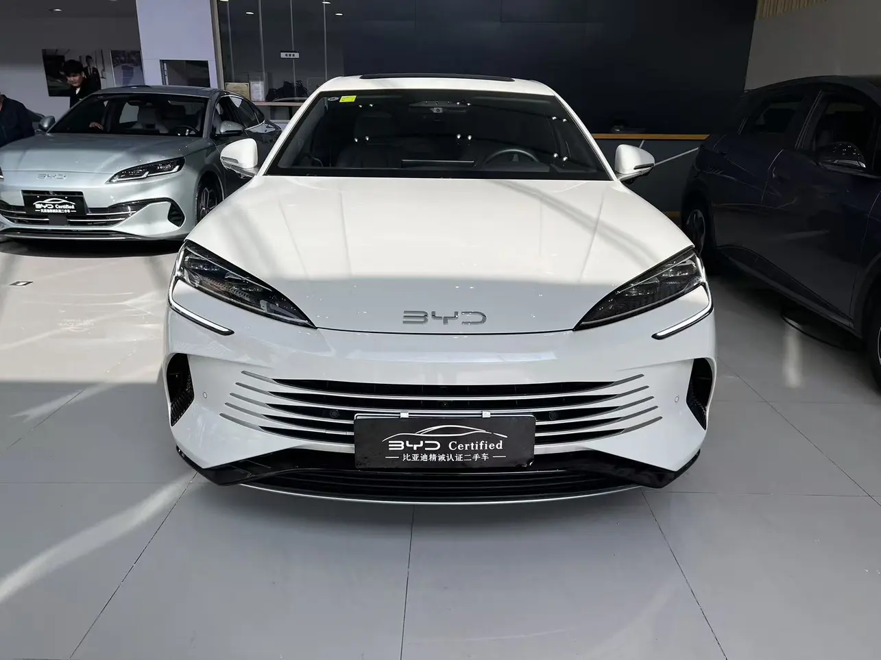 BYD Seal 07DM  из Китая