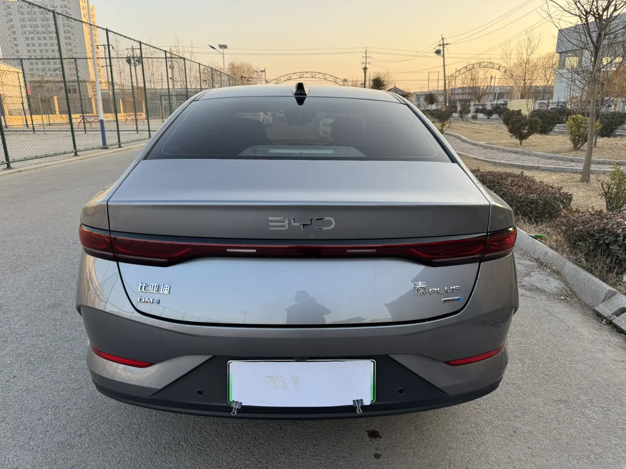 BYD Qin PLUS DM  из Китая