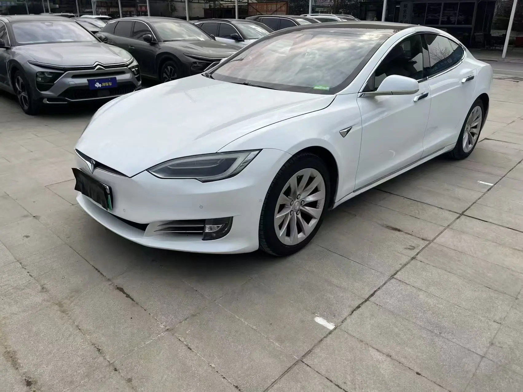 Tesla Model S  из Китая