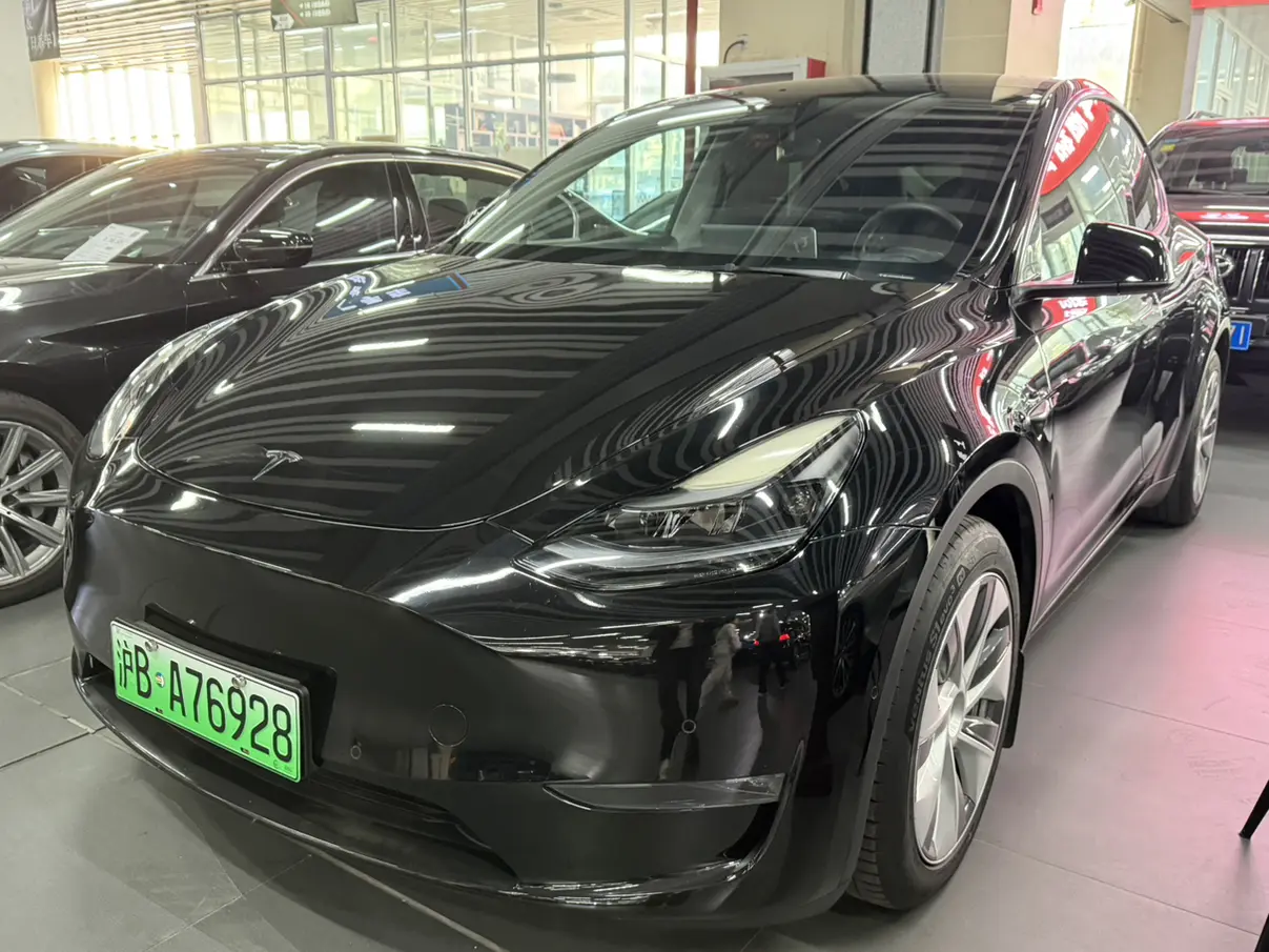 Tesla Model Y  из Китая