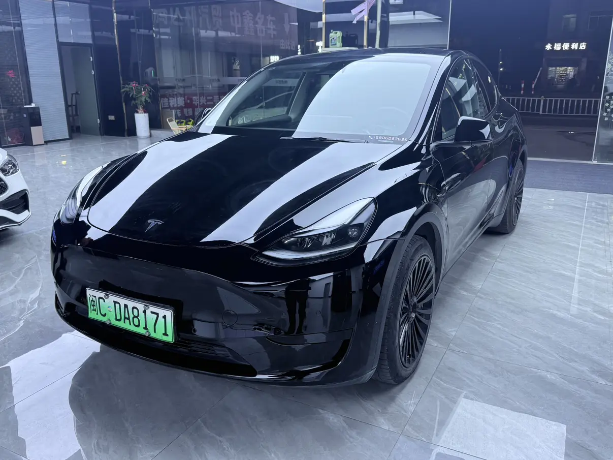 Tesla Model Y  из Китая