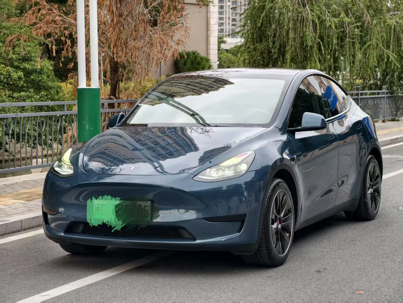 Tesla Model Y  из Китая