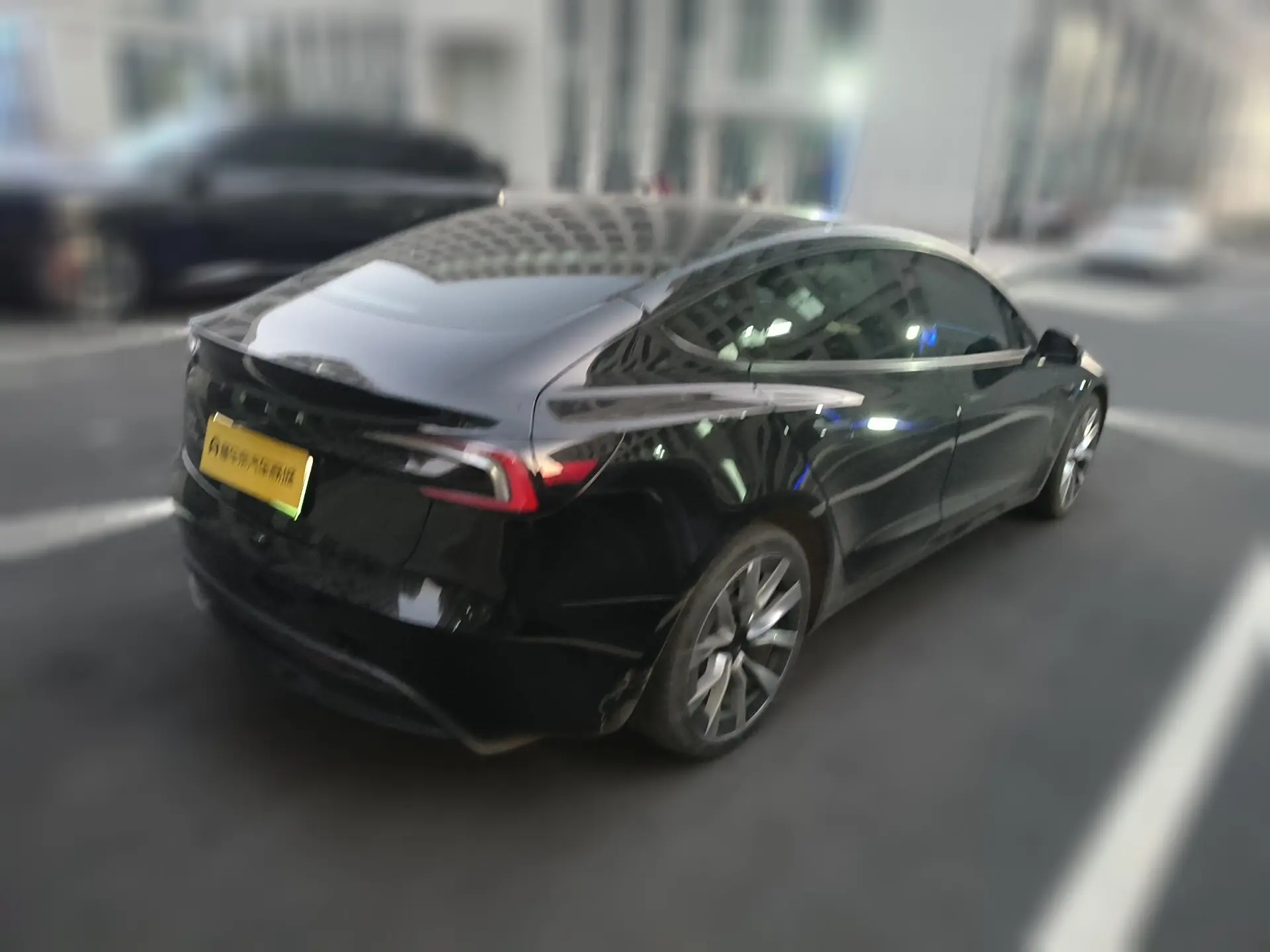 Tesla Model 3  из Китая