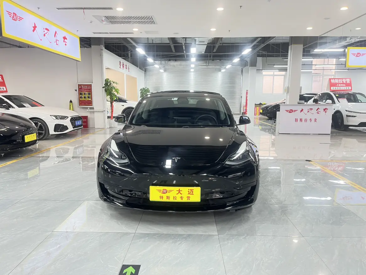 Tesla Model 3  из Китая