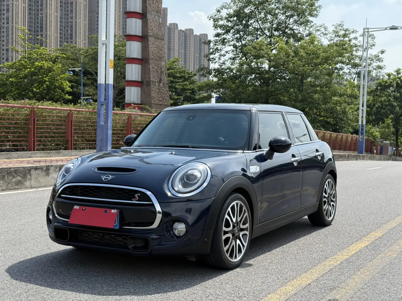 MINI MINI
