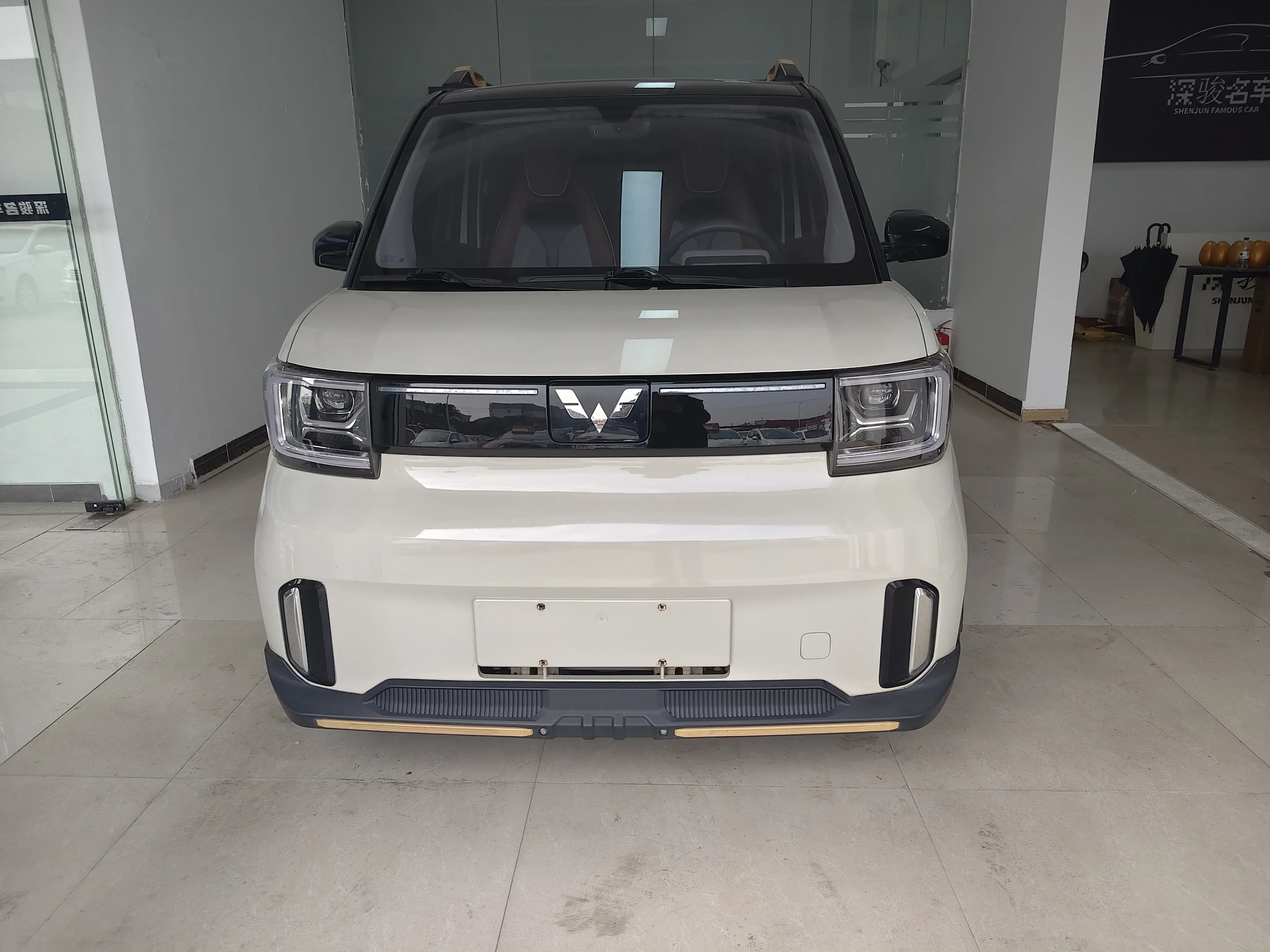 Wuling Hongguang MINIEV  из Китая