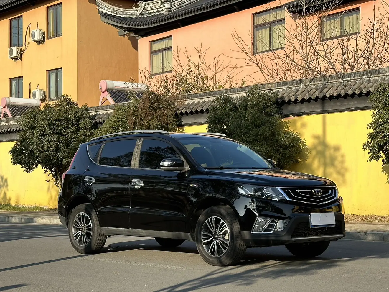 Geely Vision X6  из Китая