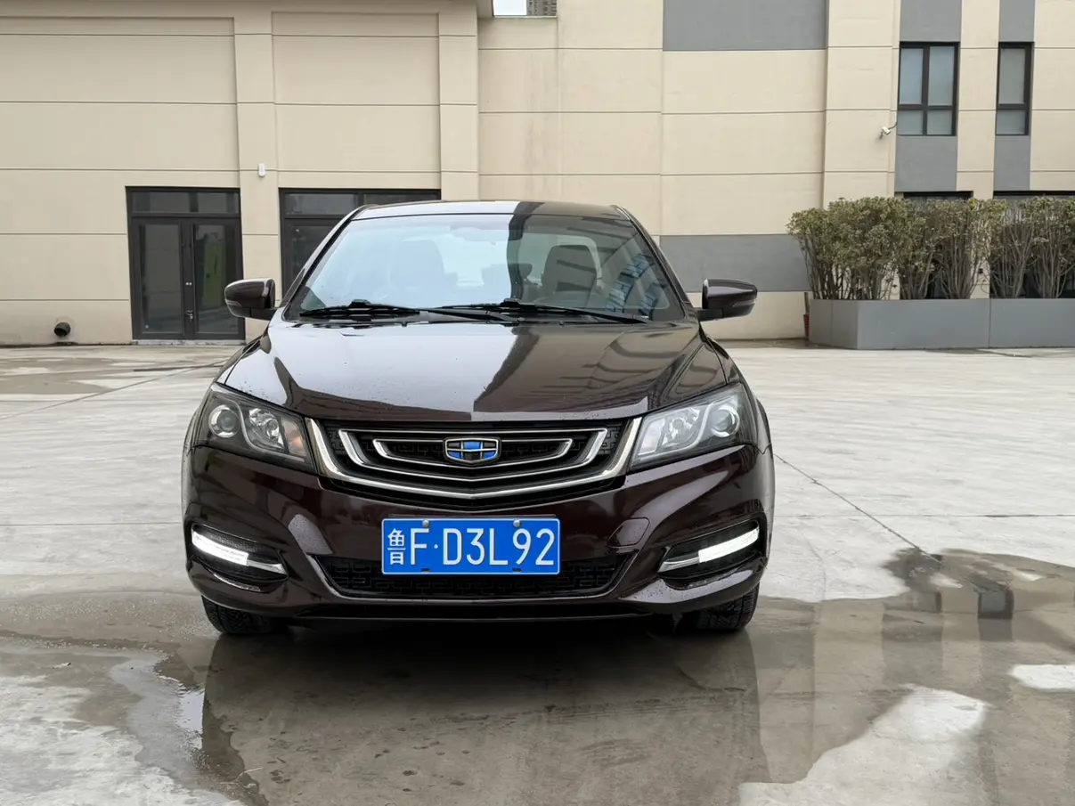 Geely Emgrand  из Китая