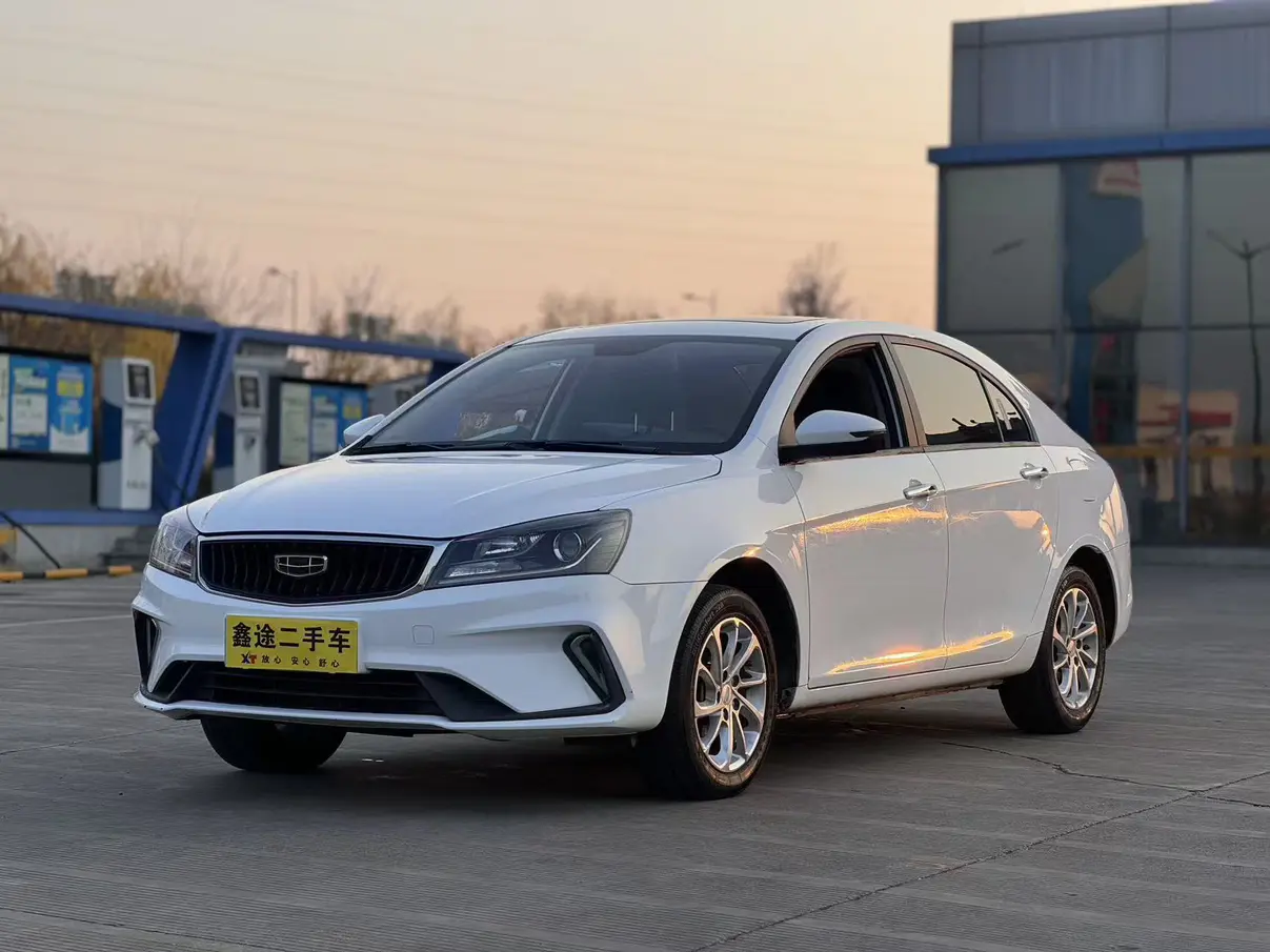 Geely Emgrand  из Китая