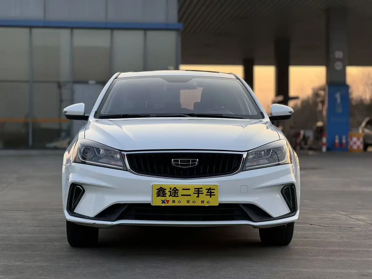 Geely Emgrand  из Китая