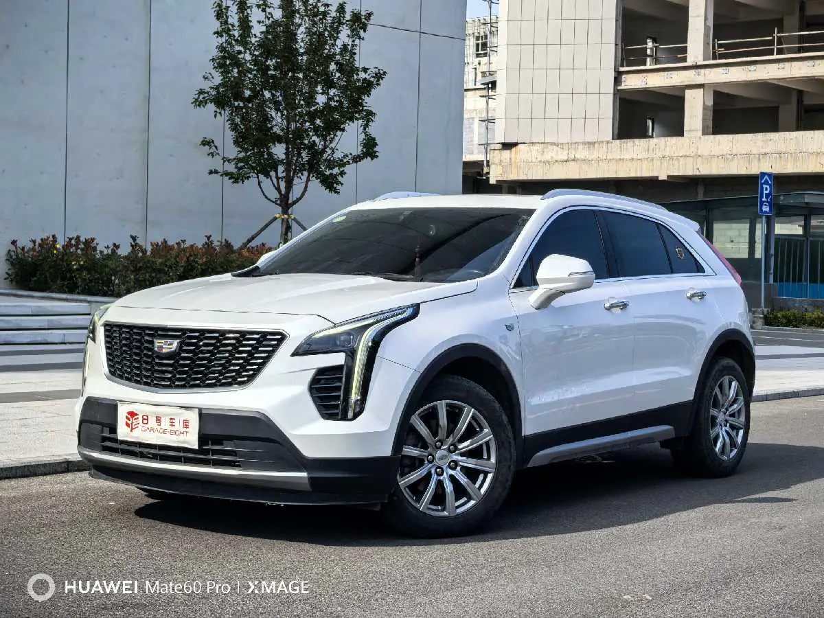 Cadillac XT4  из Китая